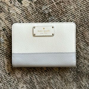 Kate Spade Jeanne Two Toned Bifold Wallet White Grey Leather